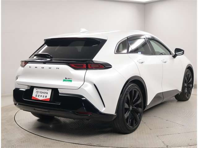 クラウンスポーツ2.5 Z E-Four 4WD