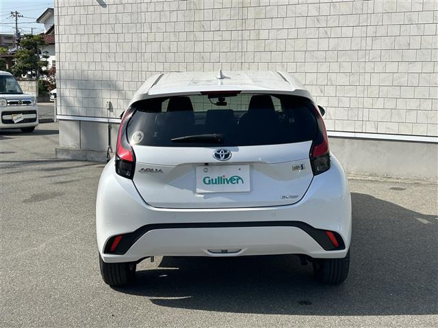 アクア1.5 Z E-Four 4WD