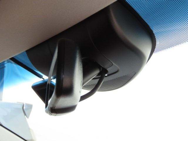 ヴェゼル1.5 ハイブリッド Z ホンダセンシング 4WD