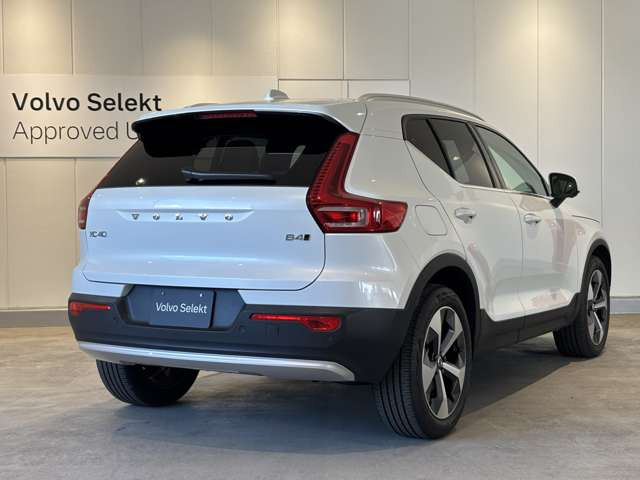 XC40アルティメット B4 AWD 4WD