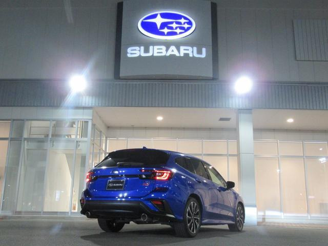 レヴォーグ1.8 STI スポーツ EX 4WD
