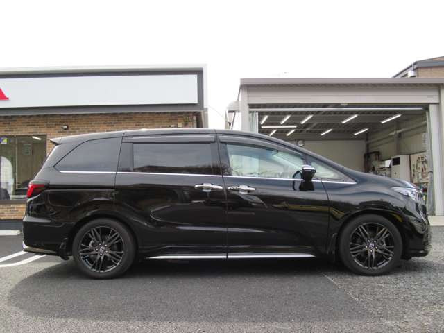 オデッセイ2.0 e:HEV アブソルート EX