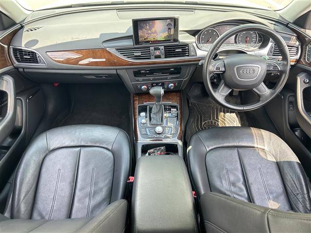 A6アバント2.8 FSI クワトロ 4WD