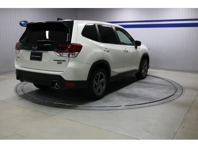 フォレスター1.8 STI スポーツ 4WD