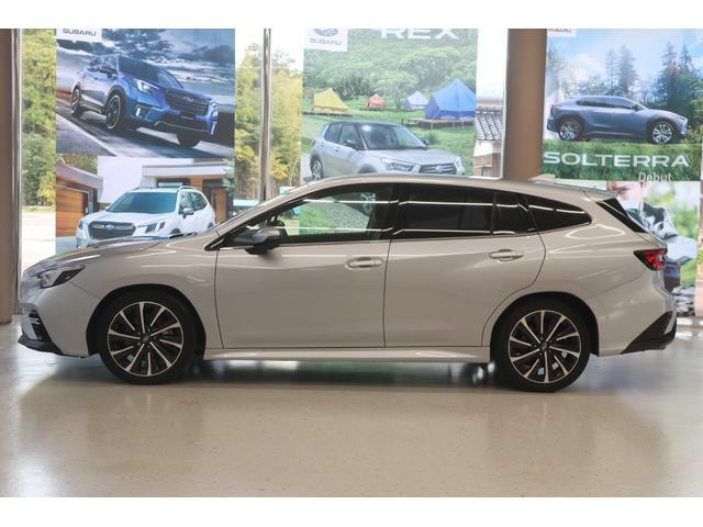 レヴォーグ1.8 STI スポーツ EX 4WD