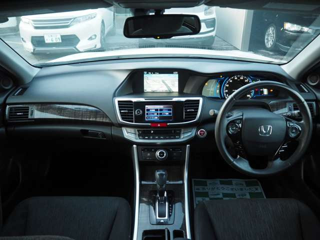 アコードハイブリッド2.0 LX