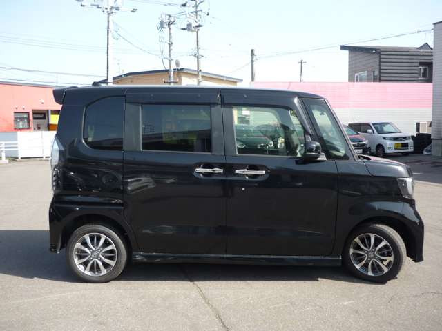 N-BOXカスタムL 4WD