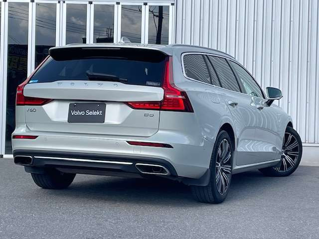 V60B5 インスクリプション