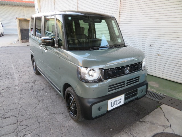 N-BOXジョイ 2トーン