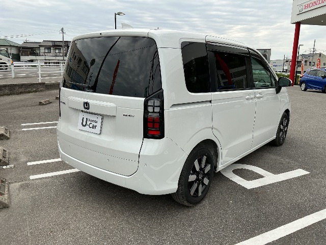 フリード1.5 e:HEV エアー EX