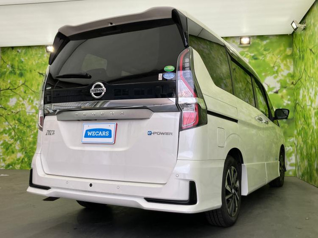 セレナ1.2 e-POWER ハイウェイスター