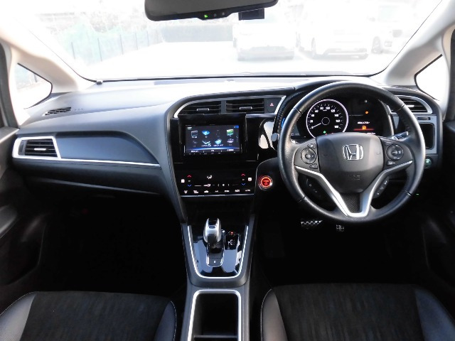 シャトル1.5 ハイブリッド X ホンダセンシング