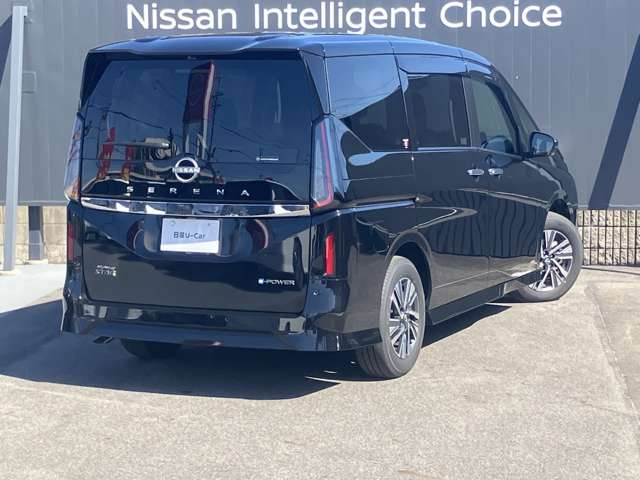 セレナ1.4 e-POWER ハイウェイスターV