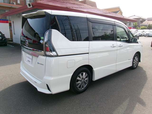 セレナ1.2 e-POWER ハイウェイスターV