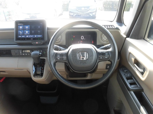 N-BOXジョイ 2トーン