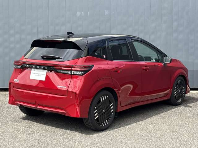 ノートオーラ1.2 G レザーエディション