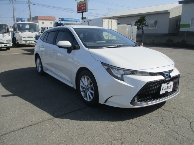 カローラツーリング1.8 ハイブリッド S E-Four 4WD