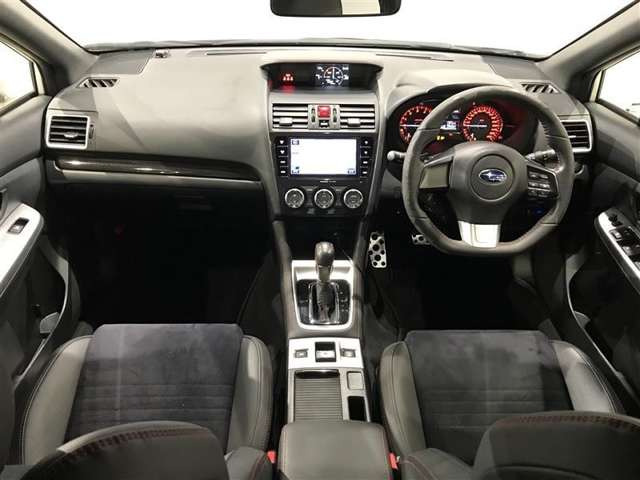 WRXS4 2.0 GT-S アイサイト 4WD