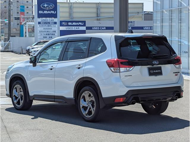 フォレスター1.8 STI スポーツ 4WD