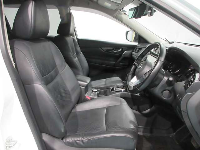 エクストレイル2.0 20Xi Vセレクション 4WD