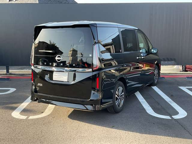 セレナ2.0 ハイウェイスターV