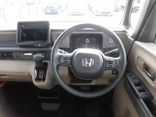 N-BOXジョイ 2トーン