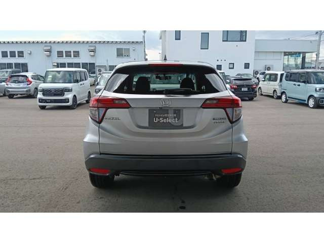 ヴェゼル1.5 ハイブリッド 4WD