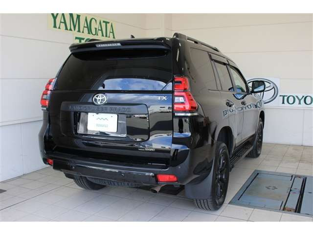 ランドクルーザープラド2.8 TX Lパッケージ マットブラック エディション ディーゼル 4WD