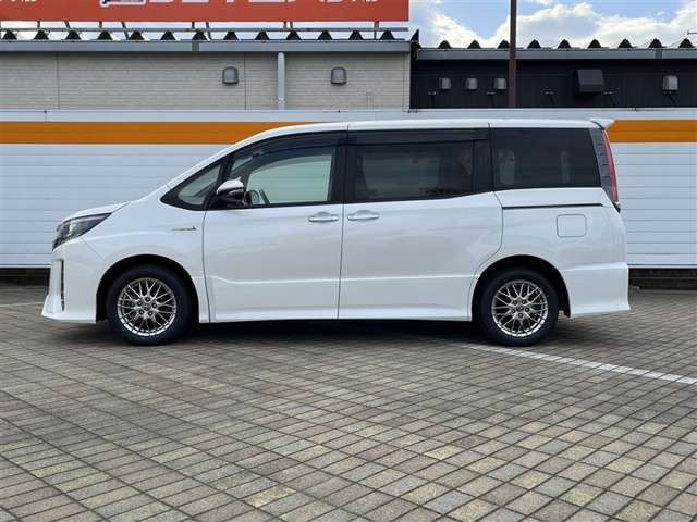 ノア1.8 ハイブリッド Si W×B