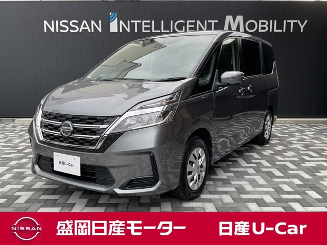 セレナ2.0 XV セカンドスライドアップシート 4WD