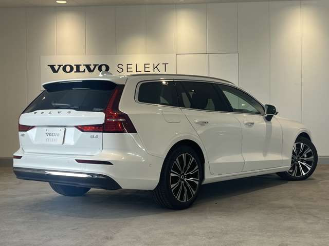 V60ウルトラ B4