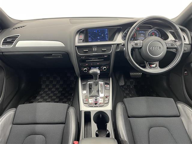 A42.0 TFSI スポーツ Sラインパッケージ