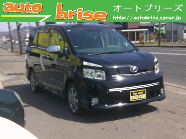 ヴォクシー2.0 ZS 煌III 4WD