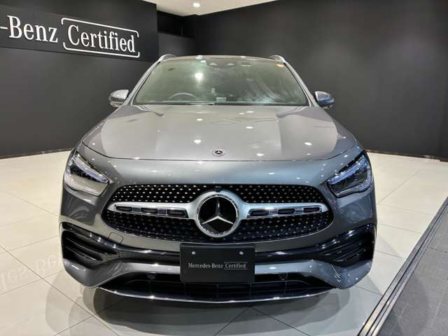 GLAクラスGLA200d 4マチック AMGラインパッケージ 4WD