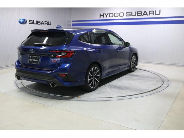 レヴォーグ2.4 STI スポーツR EX 4WD