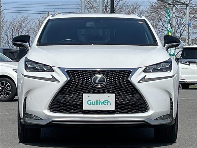 NX200t Fスポーツ 4WD