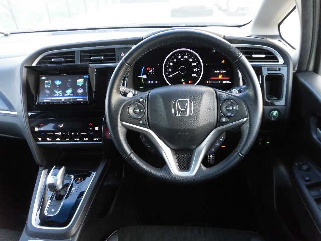 シャトル1.5 ハイブリッド X ホンダセンシング