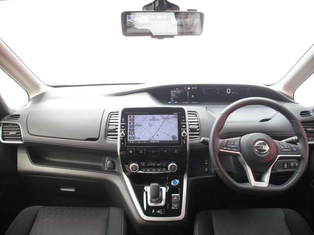 セレナ1.2 e-POWER ハイウェイスターV