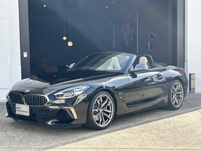 Z4M40i