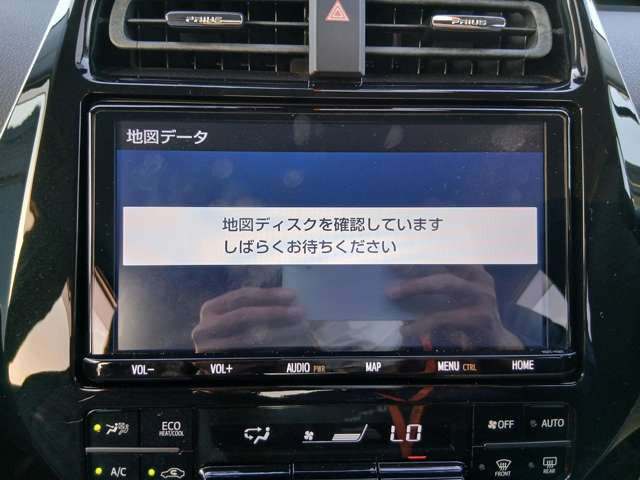 プリウス1.8 S E-Four 4WD