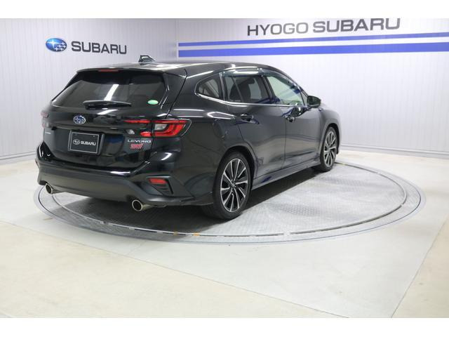 レヴォーグ1.8 STI スポーツ 4WD