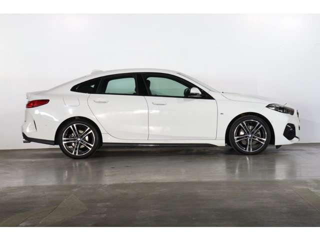 2シリーズグランクーペ218d Mスポーツ