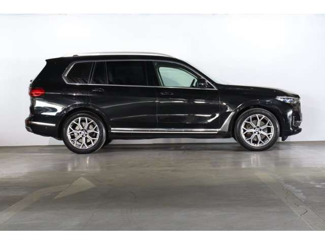X7xドライブ 40d デザイン ピュアエクセレンス 4WD