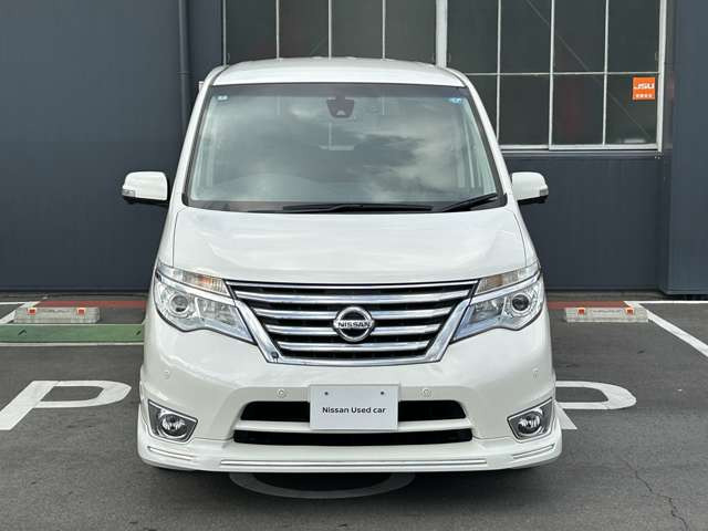 セレナ2.0 ハイウェイスター Vセレクション+Safety 4WD