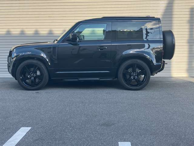 ディフェンダー90 Xダイナミック HSE 3.0L D300 ディーゼル 4WD