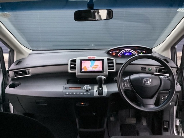 フリード1.5 G ジャストセレクション