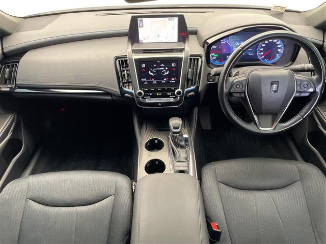 クラウンハイブリッド 2.5 RS