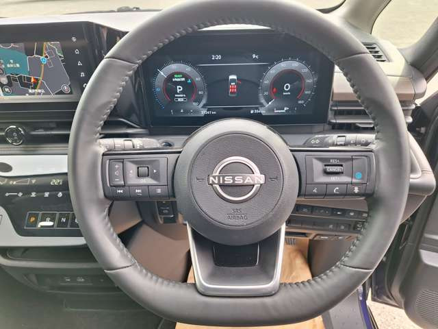 セレナ1.4 e-POWER ハイウェイスターV