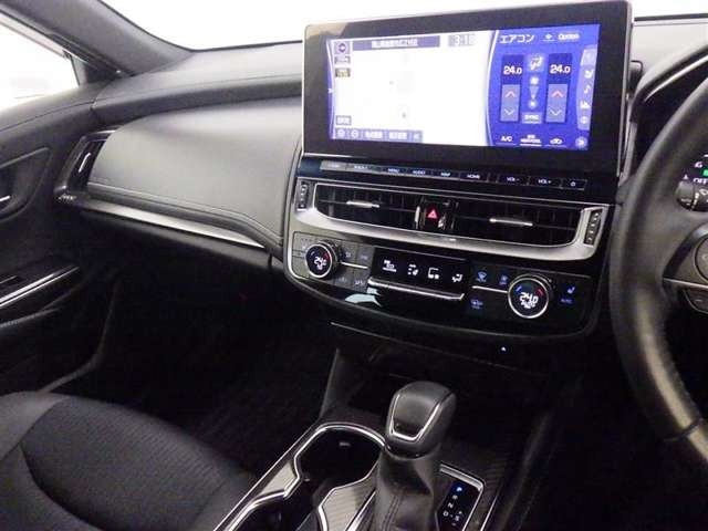 クラウンハイブリッド 2.5 RS