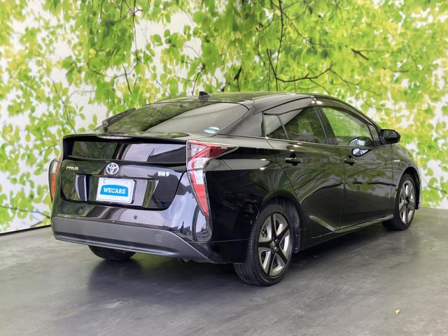 プリウス1.8 S セーフティ プラス